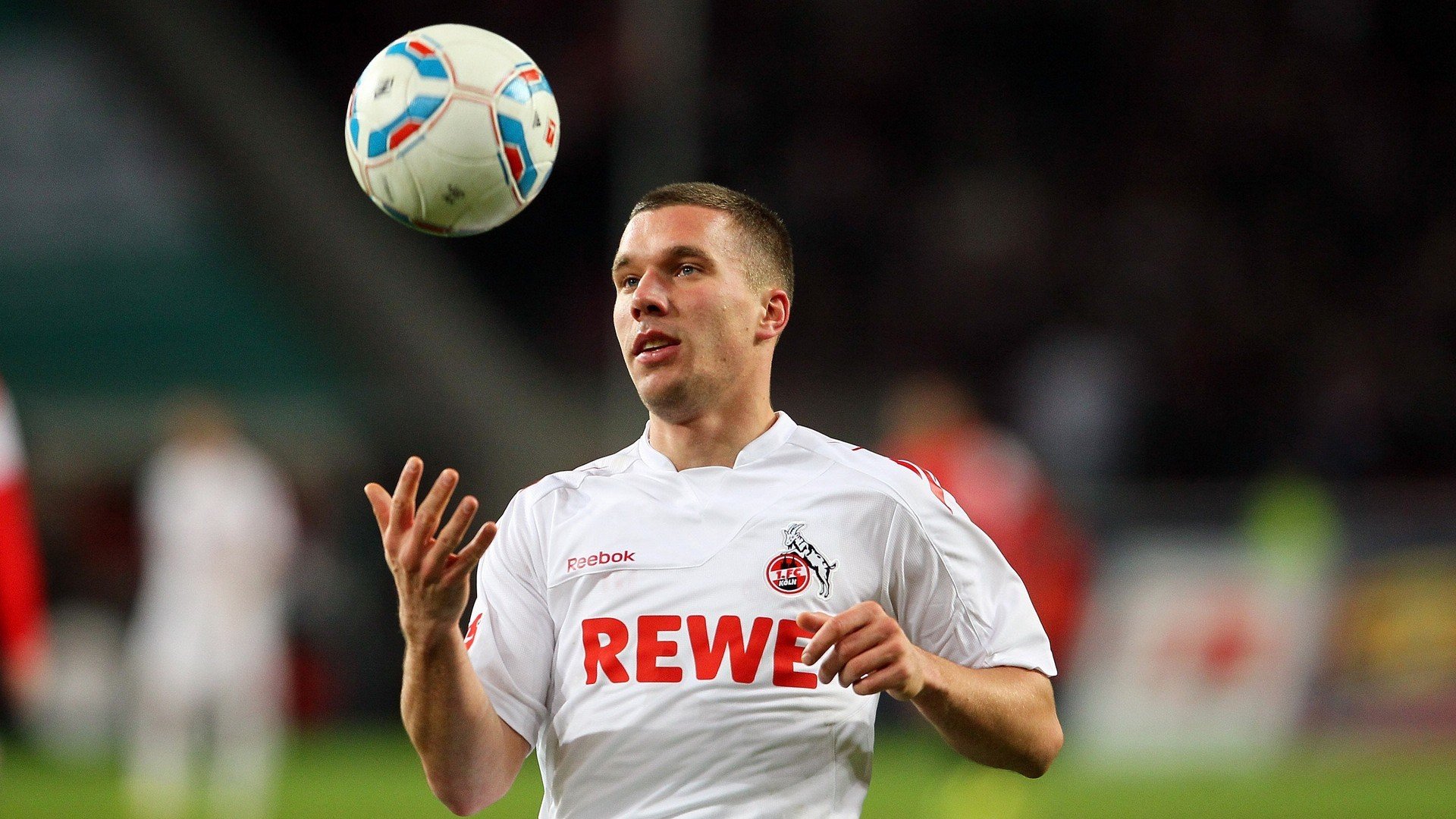 华体会体育入口-卡扎伊什维利离队大概率,上海海港成为最热门新东家,卡扎菲维基百科